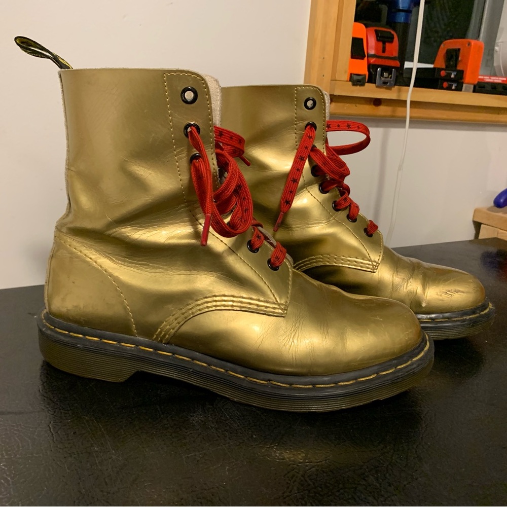 SOLD Dr Marten gold patent leather boots 8-hole